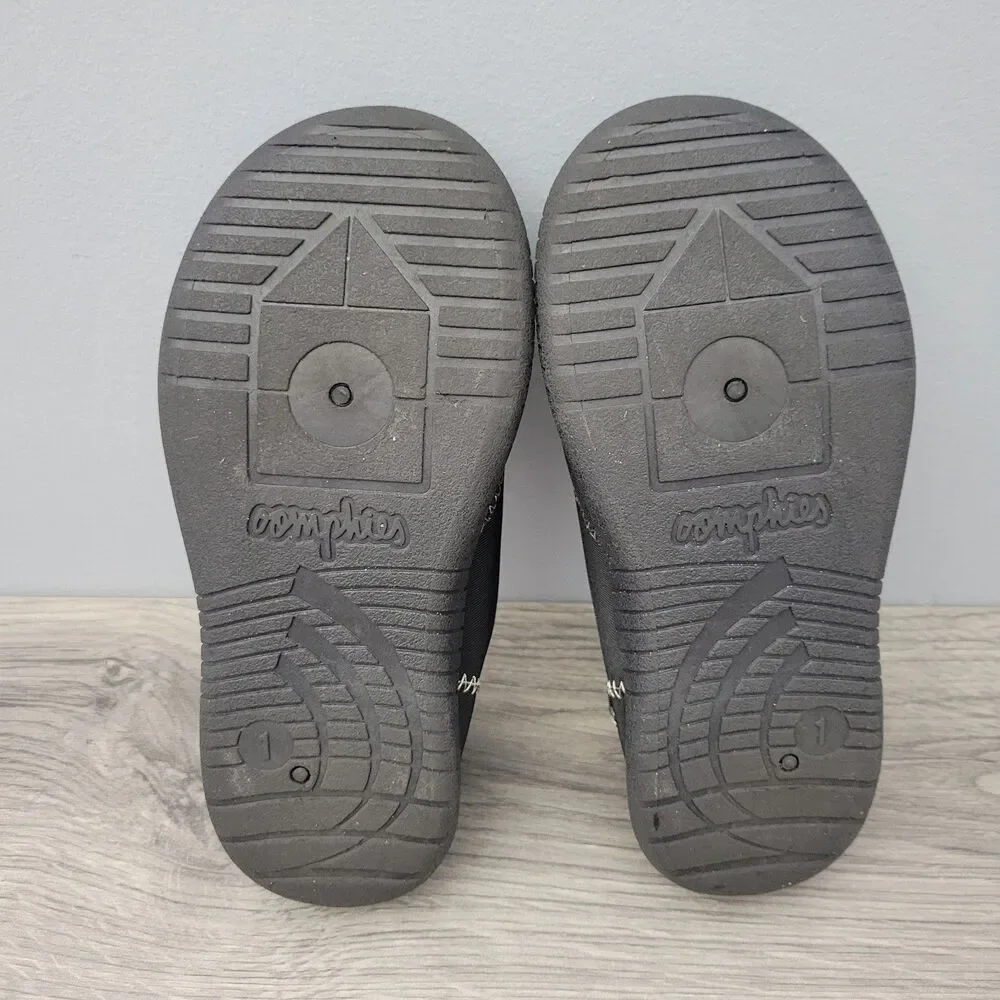 Oomphies Boys Water Friendly Shoes Size 1 Black Red Accents